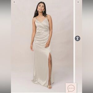 Revelry Rory Satin Dress in Soft Champagne Size 4